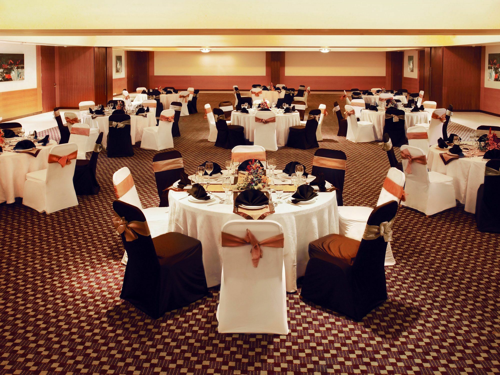Four Points By Sheraton Navi Mumbai, Vashi Bagian luar foto